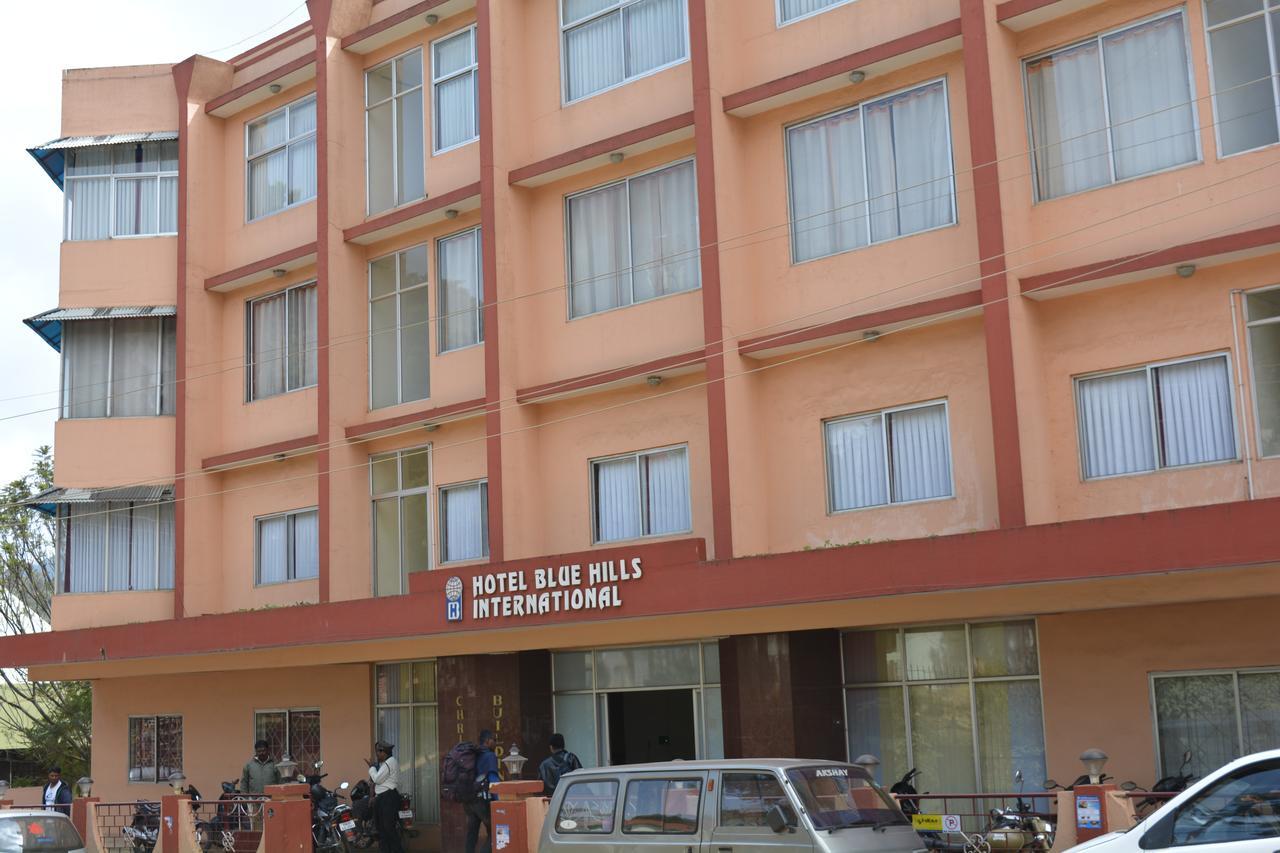 Hotel Blue Hills International Уті Екстер'єр фото